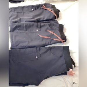 Figs Charcoal Gray Scrubs women’s
